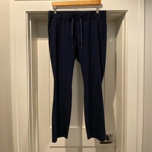 Lululemon "on the fly" pants (Navy)